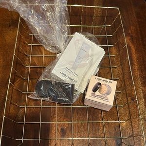 Laura Mercier Bundle